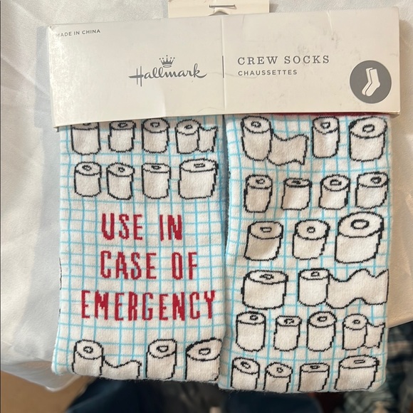 Hallmark Accessories - Hallmark Blue and White Socks with Fun Toilet Paper Design